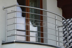balustrady-balkonowe-ze-stali-nierdzewnej-25