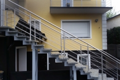 schody-ze-stali-nierdzewnej-12