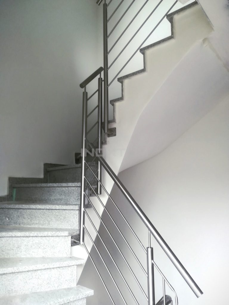 Zgorzelec - Balustrady na klatce schodowej 06